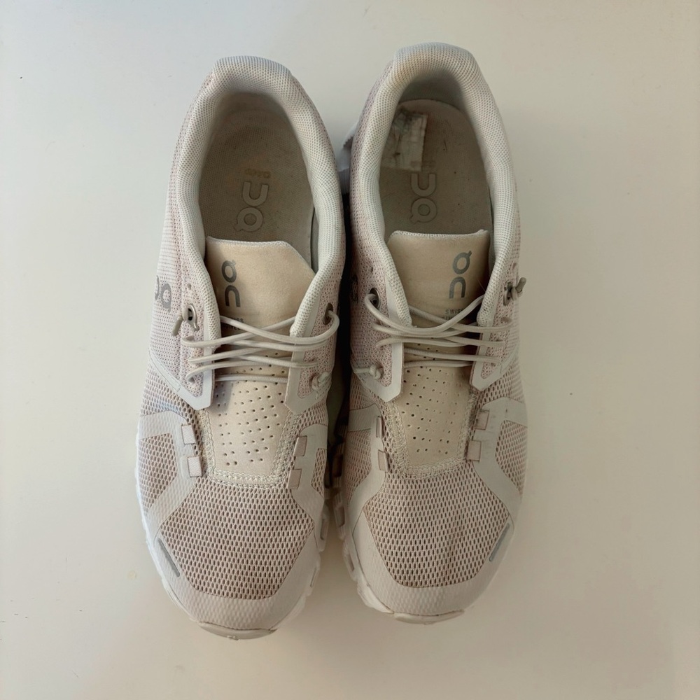 On Cloud - On Running Cloud 5 - Pearl/ White Sneakers Shoes - Picture 5 of 9